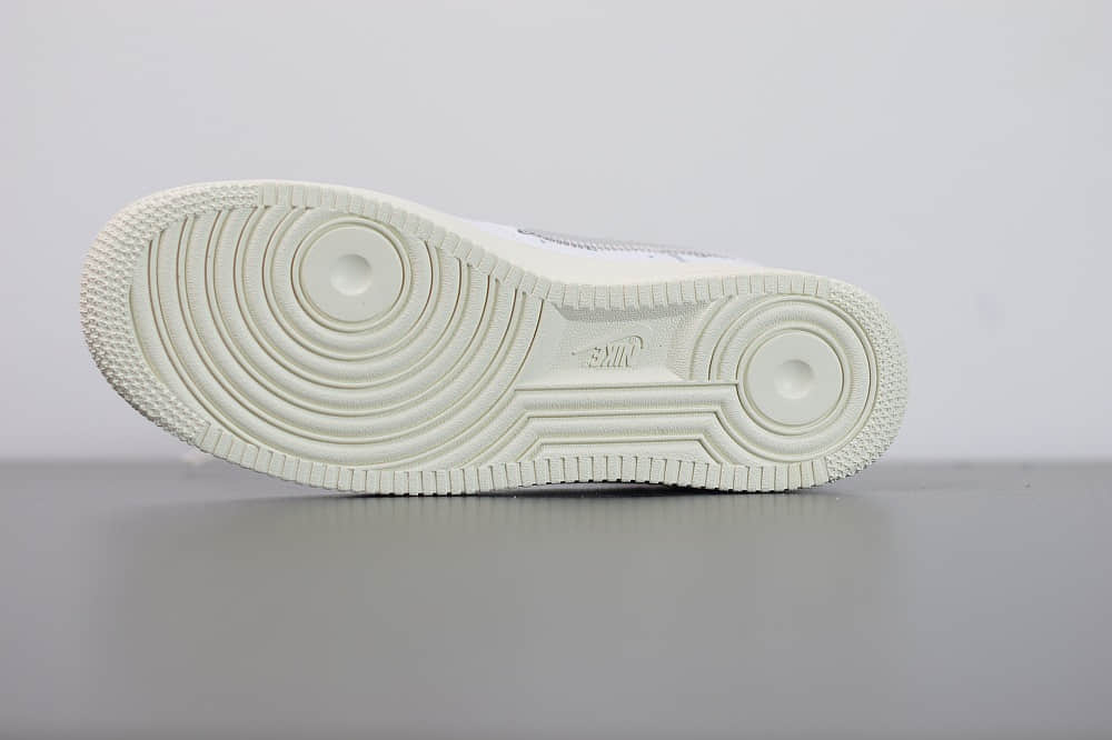 耐克OFF-WHITE X Air Force 1 OW空军一号联名白银低帮板鞋纯原版本 货号: AO4297-100