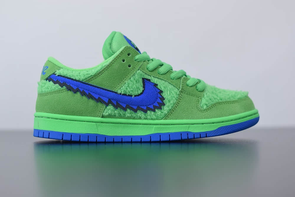 耐克Grateful Dead x Nike SB Dunk Low “Green Bear”绿蓝低帮跳舞小熊板鞋纯原版本 货号:CJ5378-300