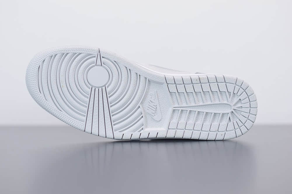 乔丹Air Jordan1 乔1日本限定灰银高帮篮球鞋纯原版本 货号:DC1788-029