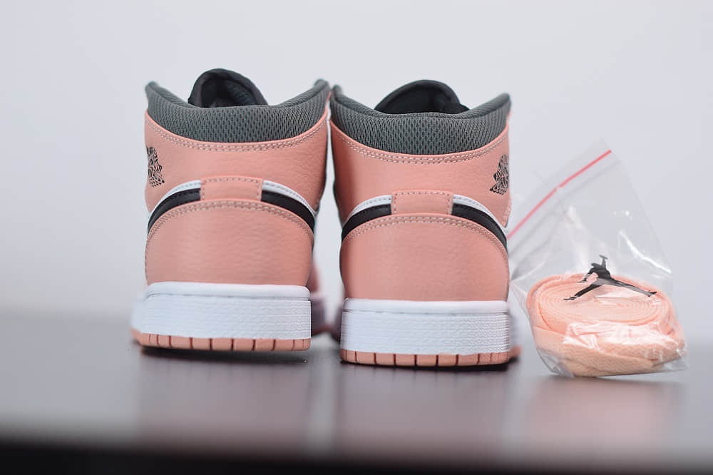 乔丹Air Jordan 1 MID樱花粉中帮篮球鞋纯原版本 货号:555112-603