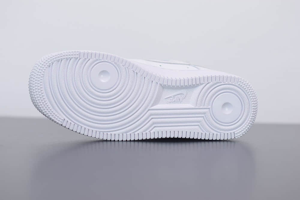 耐克Nike Air Force 1'07 LxWhite Onyx Bling LF空军一号钻石配色低帮休闲板鞋纯原版本 货号：CZ8101-100