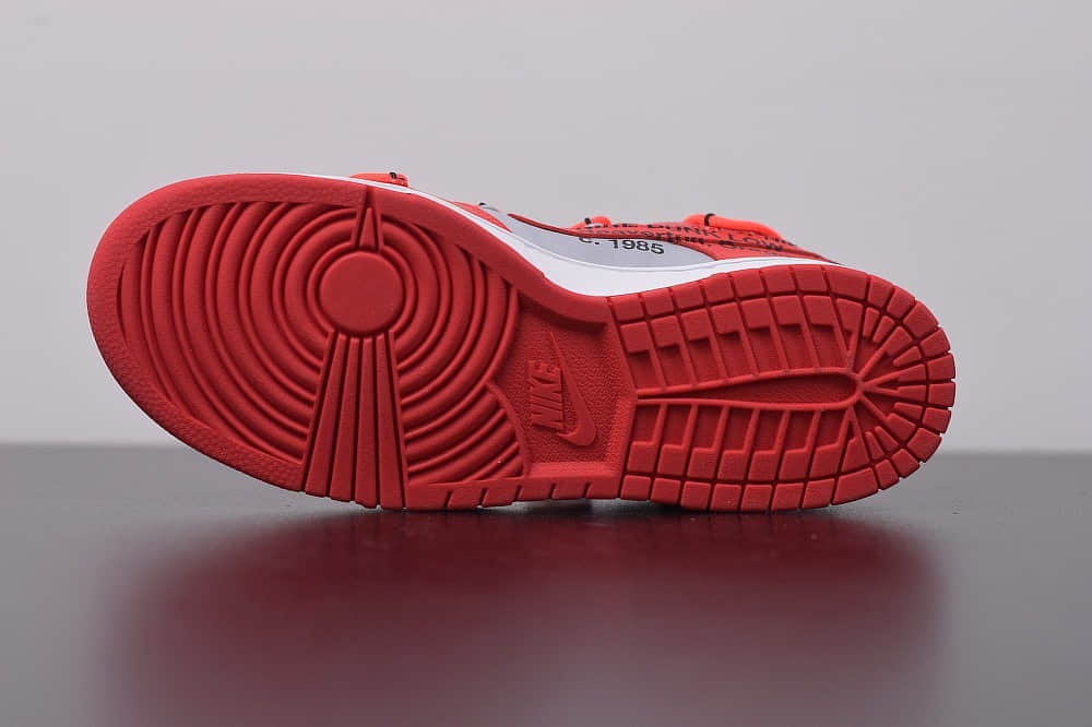 耐克OFF-WHITE x Futura x Nike Dunk Low周杰伦同款低帮灰红板鞋纯原版本 货号:CT0856-600