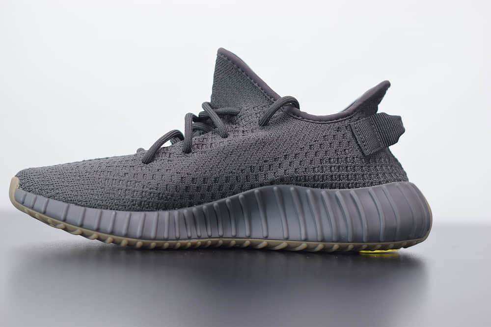 阿迪达斯AadidasYeezy Boost 350V2黑生胶天使休闲慢跑鞋纯原版本 货号:FY2903