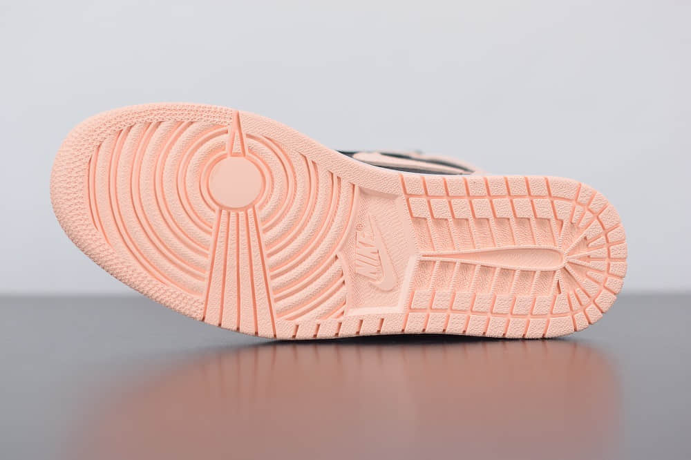 乔丹Air Jordan 1 High AJ1高帮黑粉脚趾板鞋纯原版本 货号:575441-081