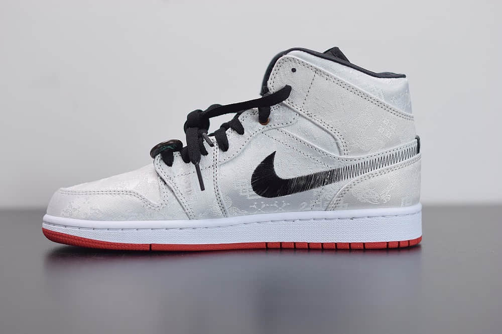 乔丹Air Jordan AJ1中帮白丝绸陈冠希联名款板鞋 货号: CU2804-100