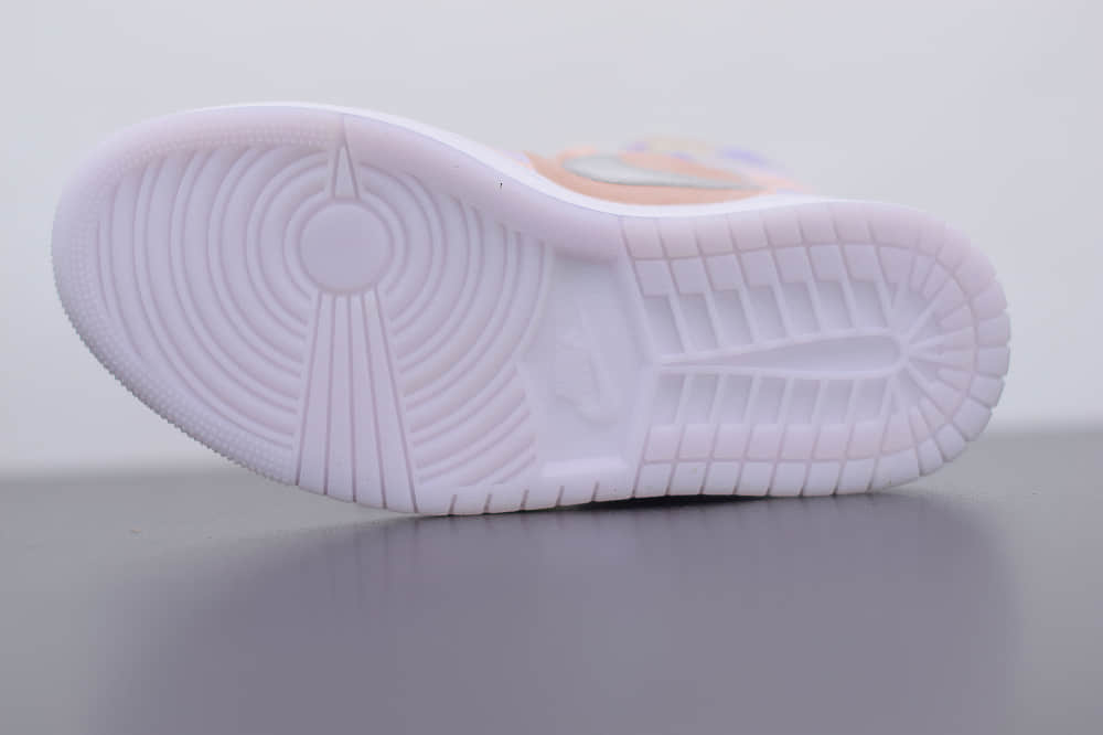 乔丹Air Jordan 1 Mid AJ1银粉云朵中帮板鞋纯原版本 货号：CW6008-600