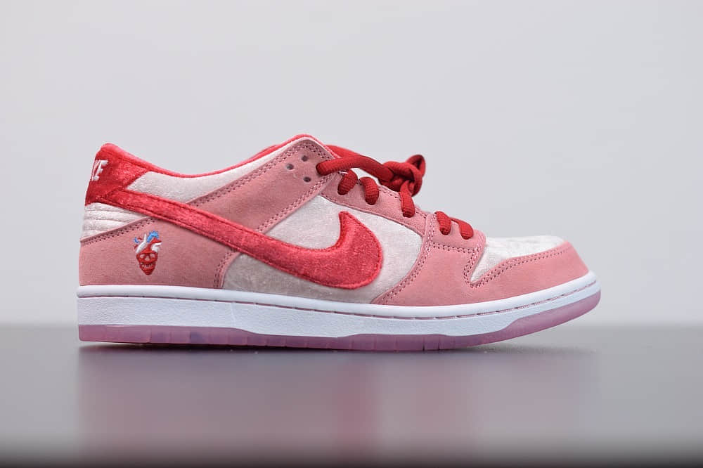 耐克Nike SB Dunk Low x StrangeLove情人节限定低帮粉色板鞋纯原版本 货号:CT2552-800