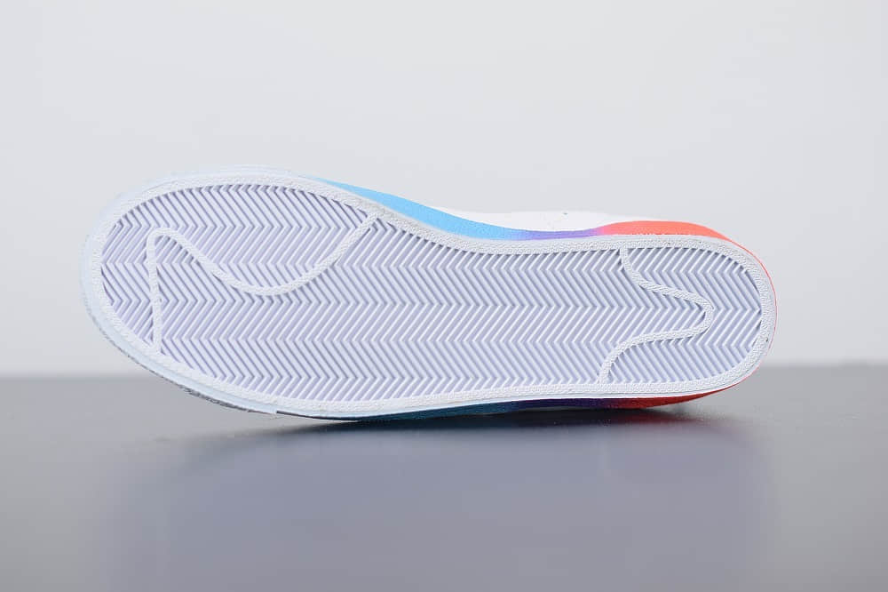 耐克Nike Blazer Mid ’77 Vintage开拓者高帮电玩小子休闲板鞋纯原版本 货号：DC3280-101