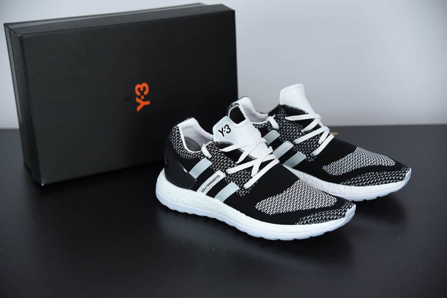 阿迪达斯adidasY-3 pureboost y3太极黑白运动休闲鞋纯原版本 货号:AQ5731