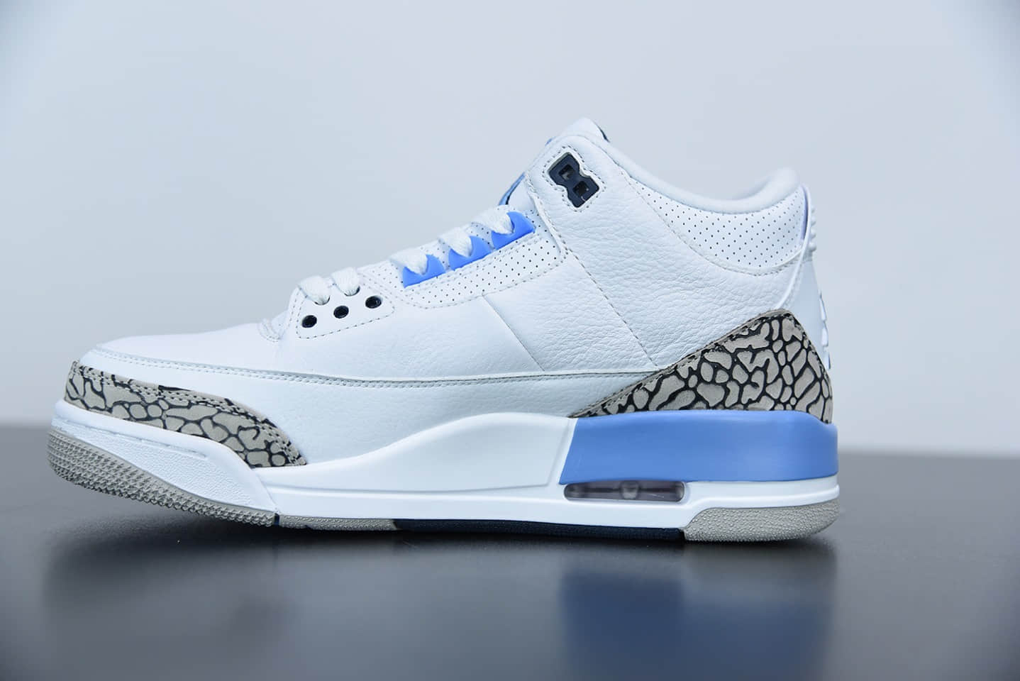 乔丹Air Jordan 3 UNC AJ3 北卡蓝白爆蓝裂纹篮球鞋纯原版本 货号：CT8532-104