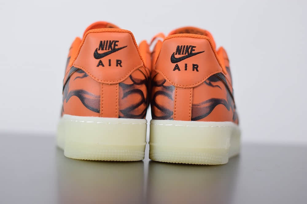 耐克Nike Air Force 1'07 Skeleton QS万圣节橙黑夜光骨骼低帮板鞋纯原版本 货号:CU8067-800