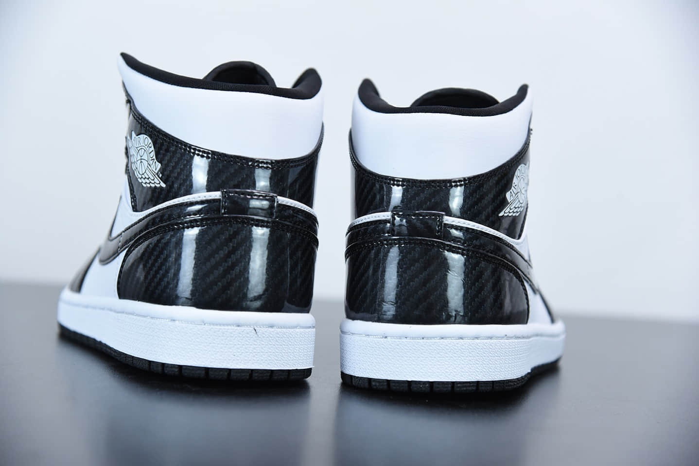 乔丹Air Jordan 1 Mid “All-Star” 全明星黑白漆皮中帮篮球鞋纯原版本 货号:DD1649-001