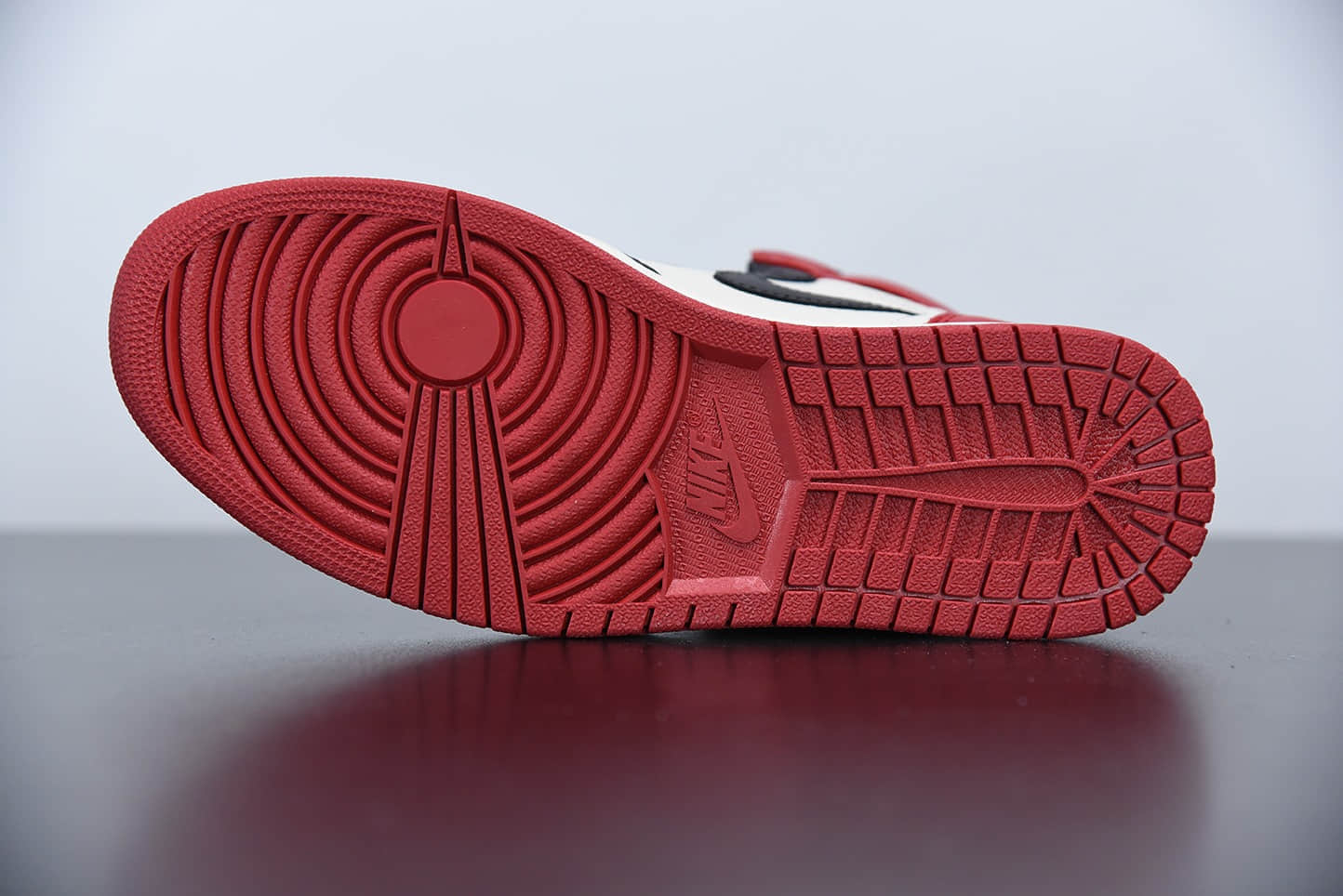 乔丹AIR JORDAN Retro High OG “Bred Toe” 黑红脚趾高帮文化篮球鞋纯原版本 货号:555088-610