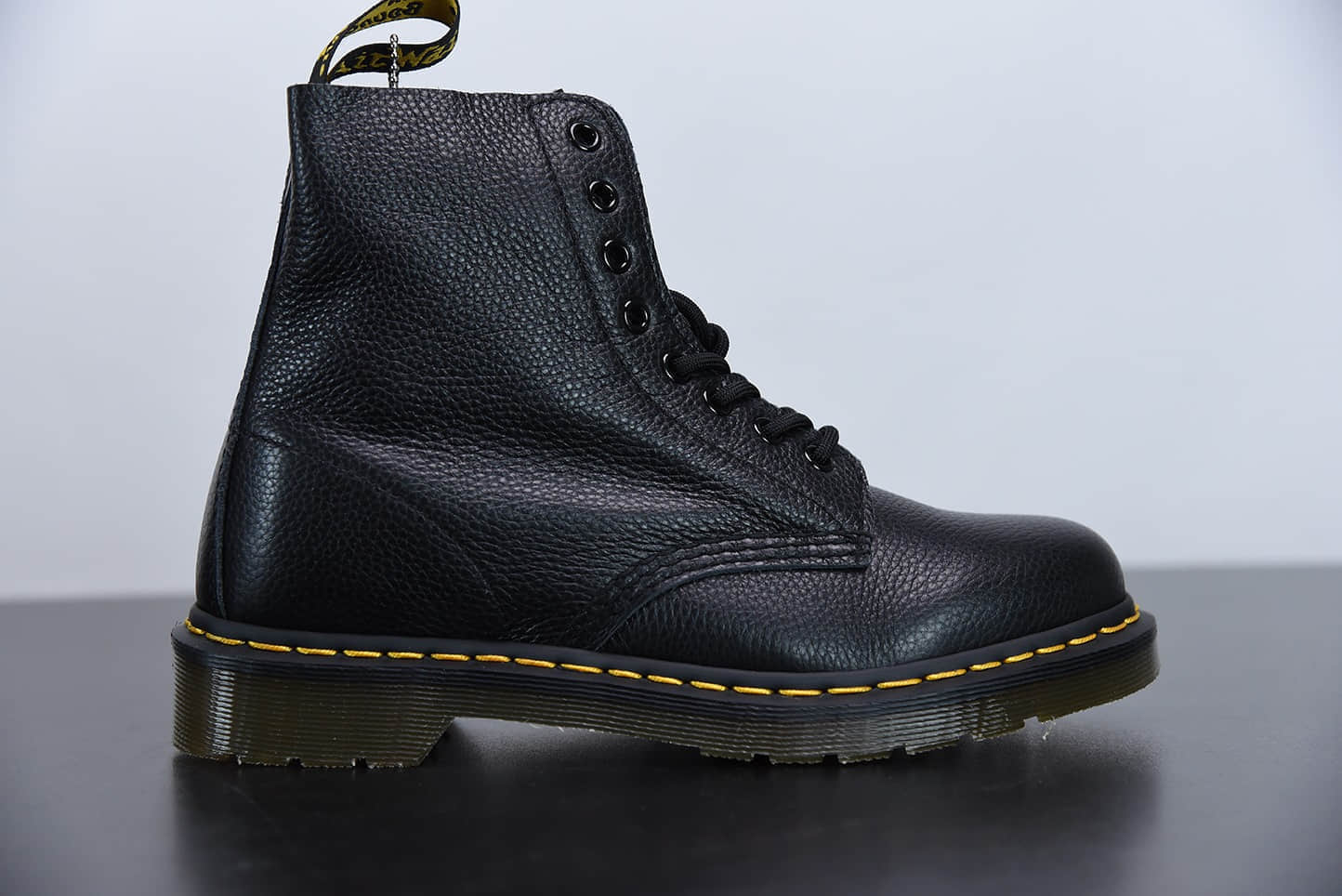 马汀博士Dr. Martens Bex 8-Eye Boot 1460黑色高帮系列复古八孔系带全皮工装马丁靴纯原版本