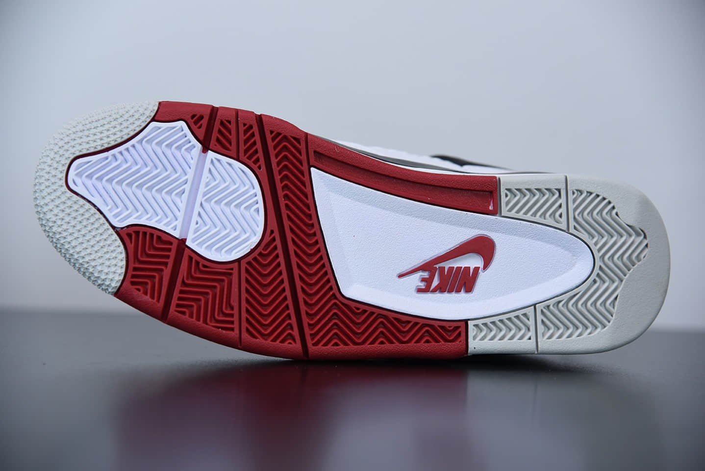 乔丹 Air Jordan 4 Retro OGFire Red火焰红中帮复古休闲运动文化篮球鞋纯原版本 货号:DC7770-160