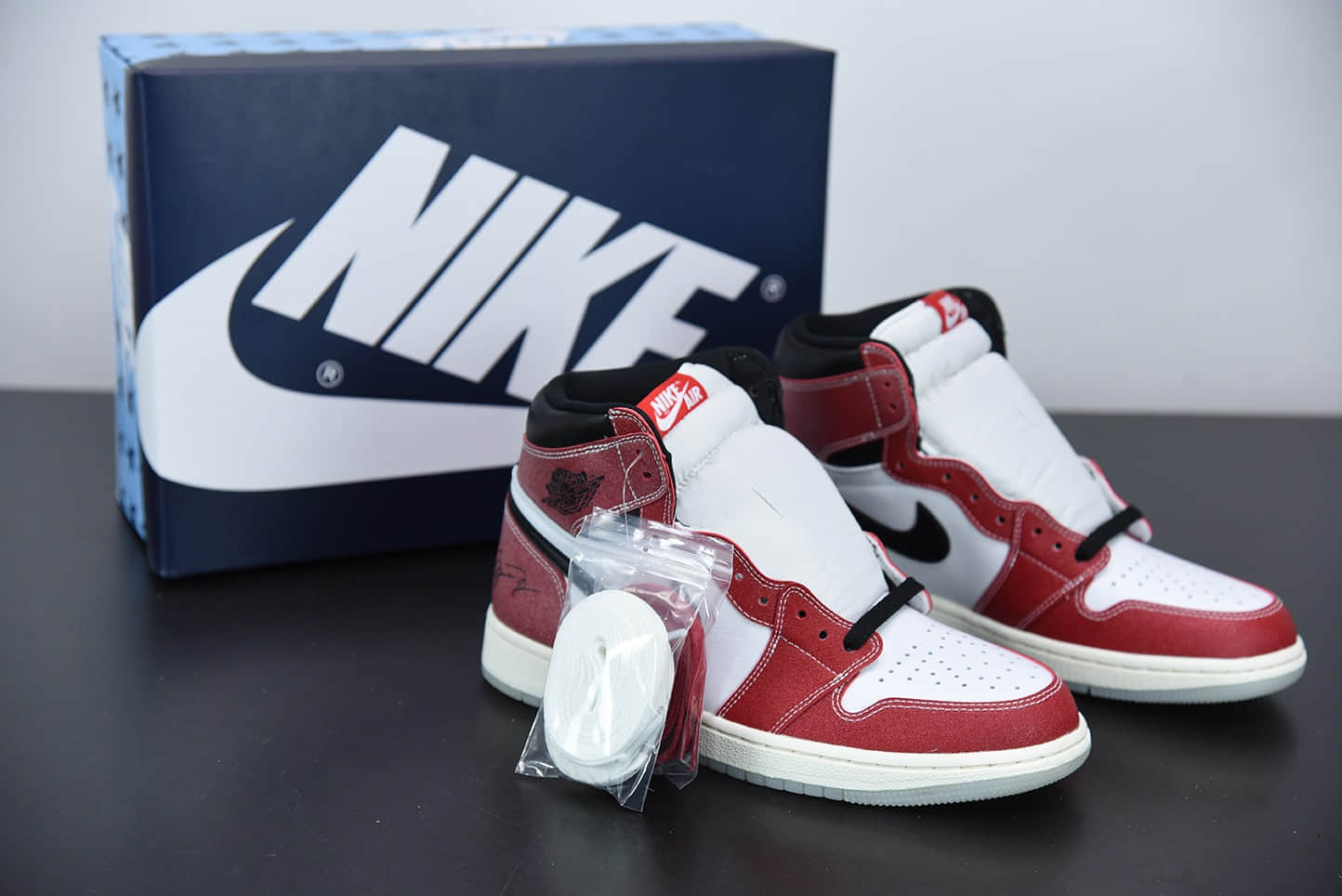 乔丹Air Jordan 1 Retro OG“Chicago” 全新芝加哥高帮文化篮球鞋纯原版本 货号:DA2728-100