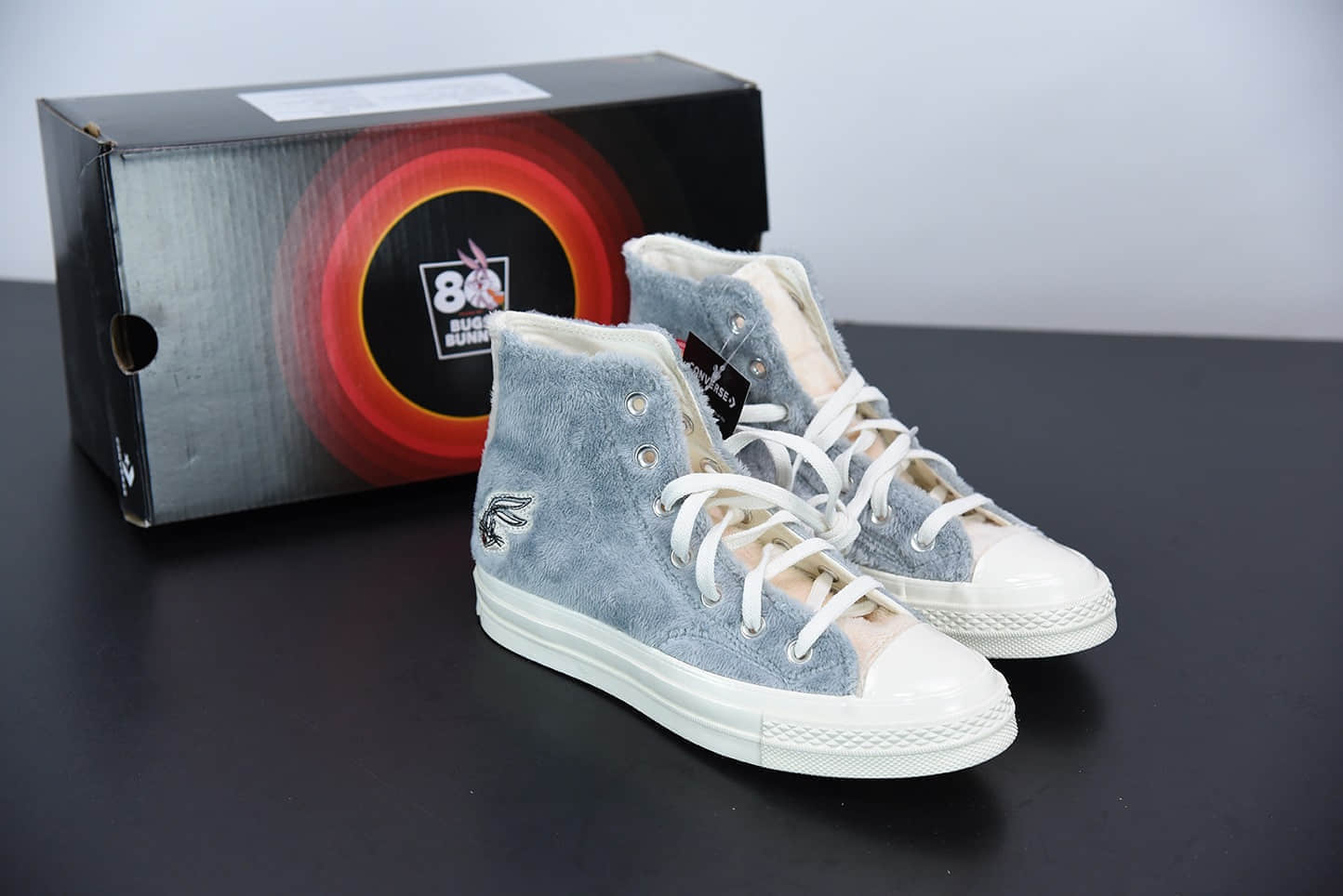匡威Bug Bunnyx Converse Chuck Taylor All Star 1970 HighTop Grey毛绒灰米兔八哥复古三星标高帮休闲运动硫化百搭板鞋纯原版本 货号：169222C