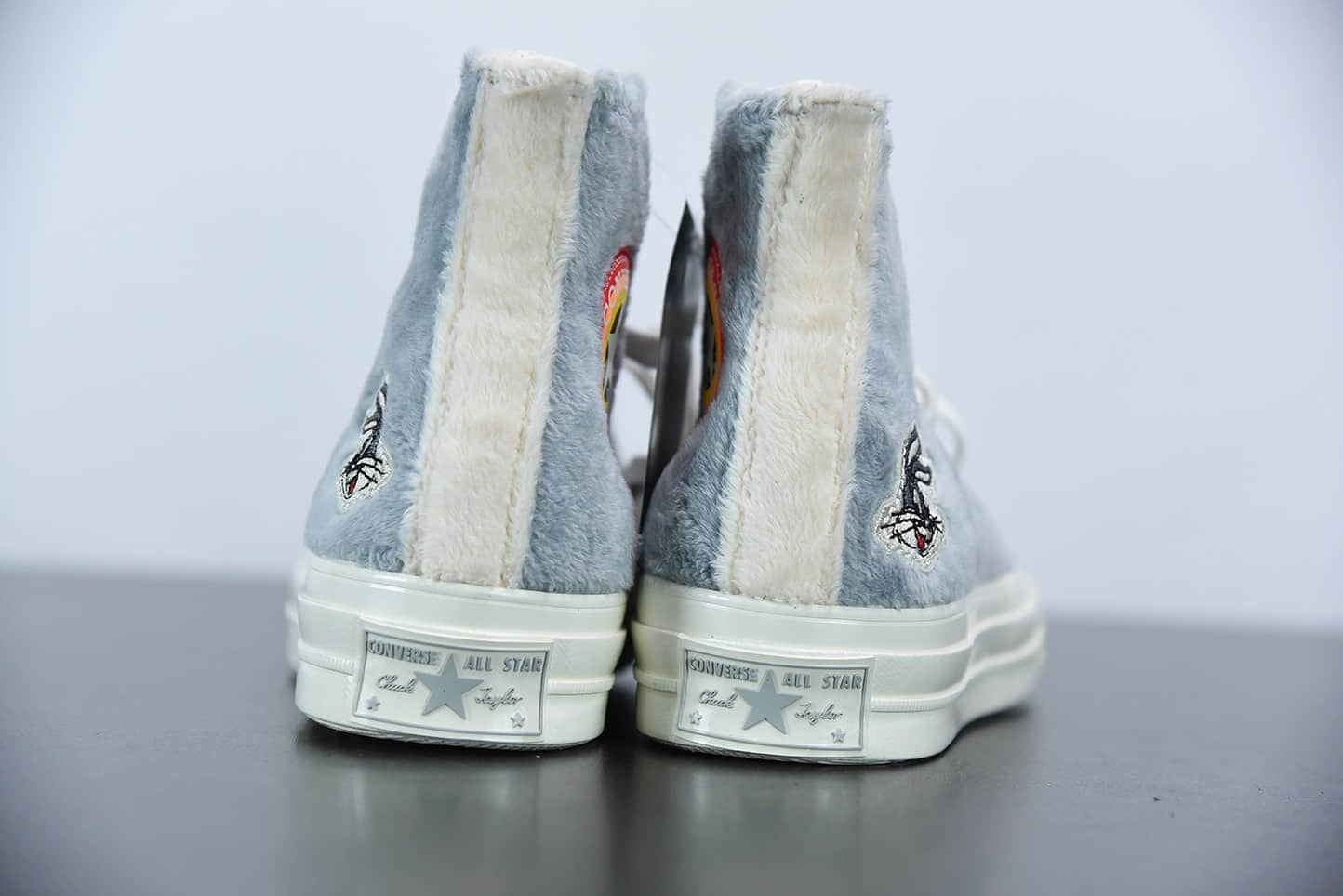 匡威Bug Bunnyx Converse Chuck Taylor All Star 1970 HighTop Grey毛绒灰米兔八哥复古三星标高帮休闲运动硫化百搭板鞋纯原版本 货号：169222C