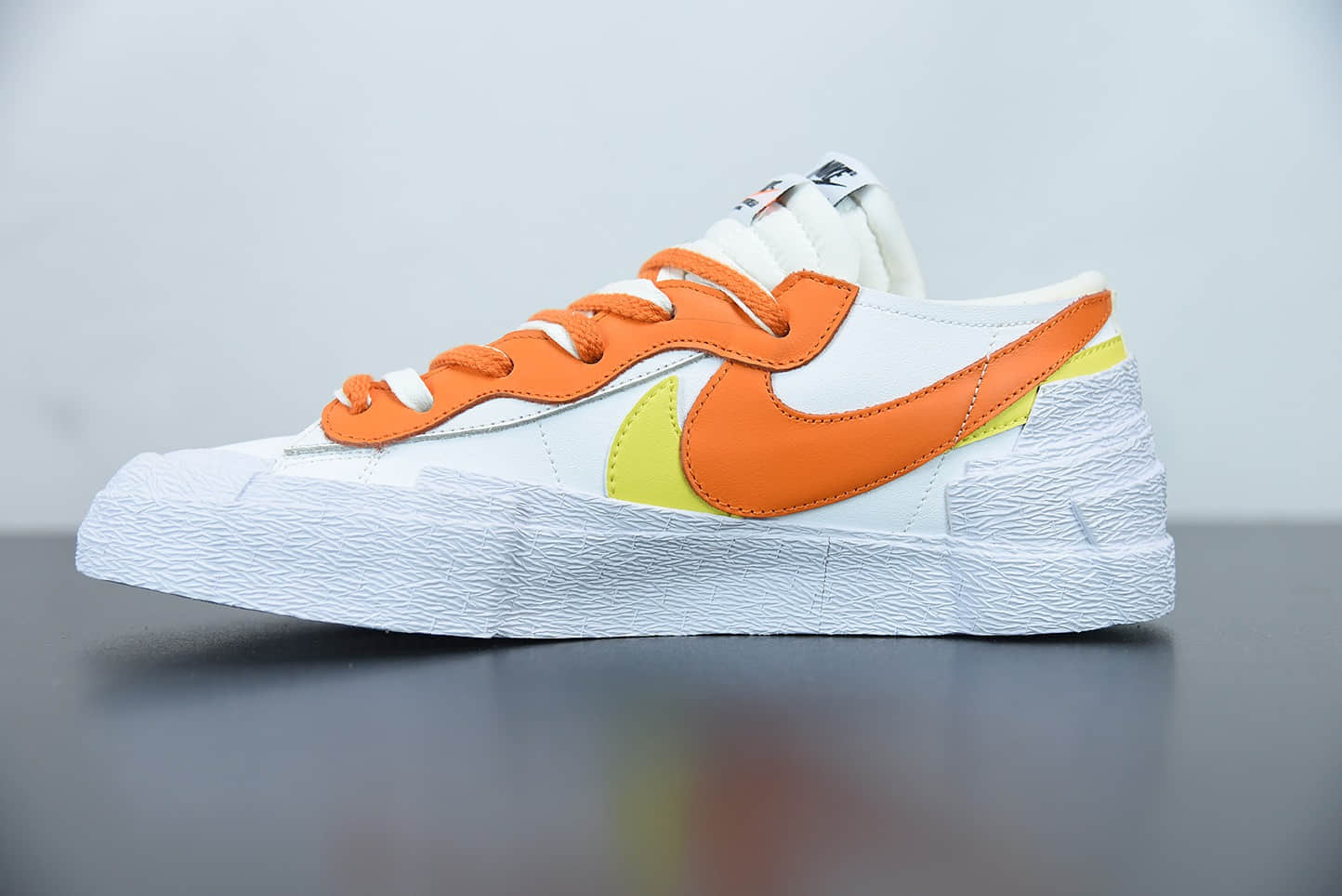 耐克Sacai x Nk Blazer low 白橙解构全新联名开拓者低帮休闲板鞋纯原版本 货号:DD1877-100