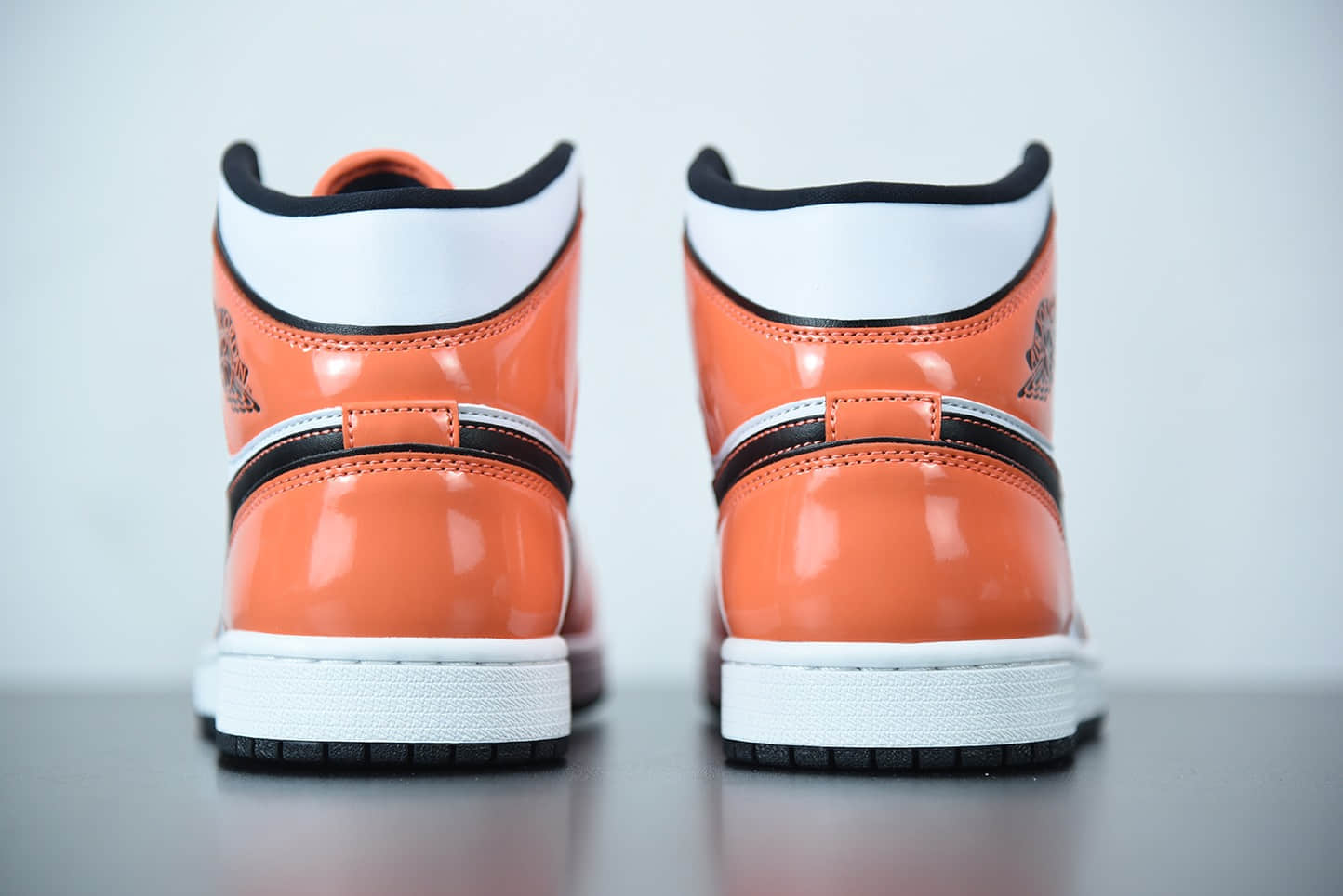 乔丹Air Jordan 1 Mid “Turf Orange”二次元七龙珠悟空配色中帮篮球鞋纯原版本货号：DD6834-802