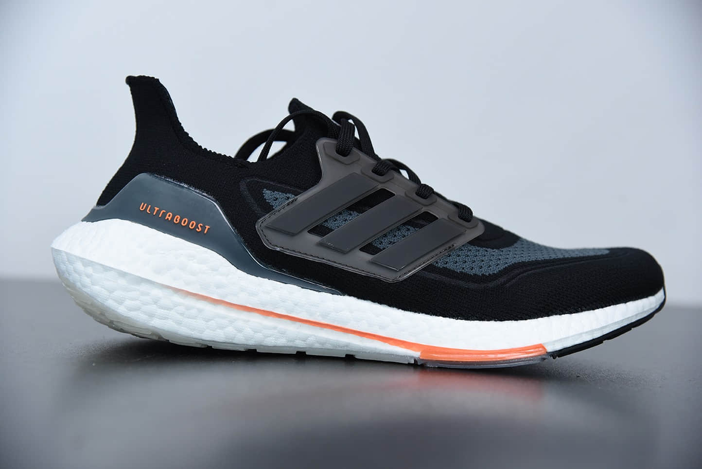 阿迪达斯 Adidas UltraBoost 21 黑灰色加厚爆米花袜套式针织鞋面休闲运动慢跑鞋纯原版本 货号:FY0389