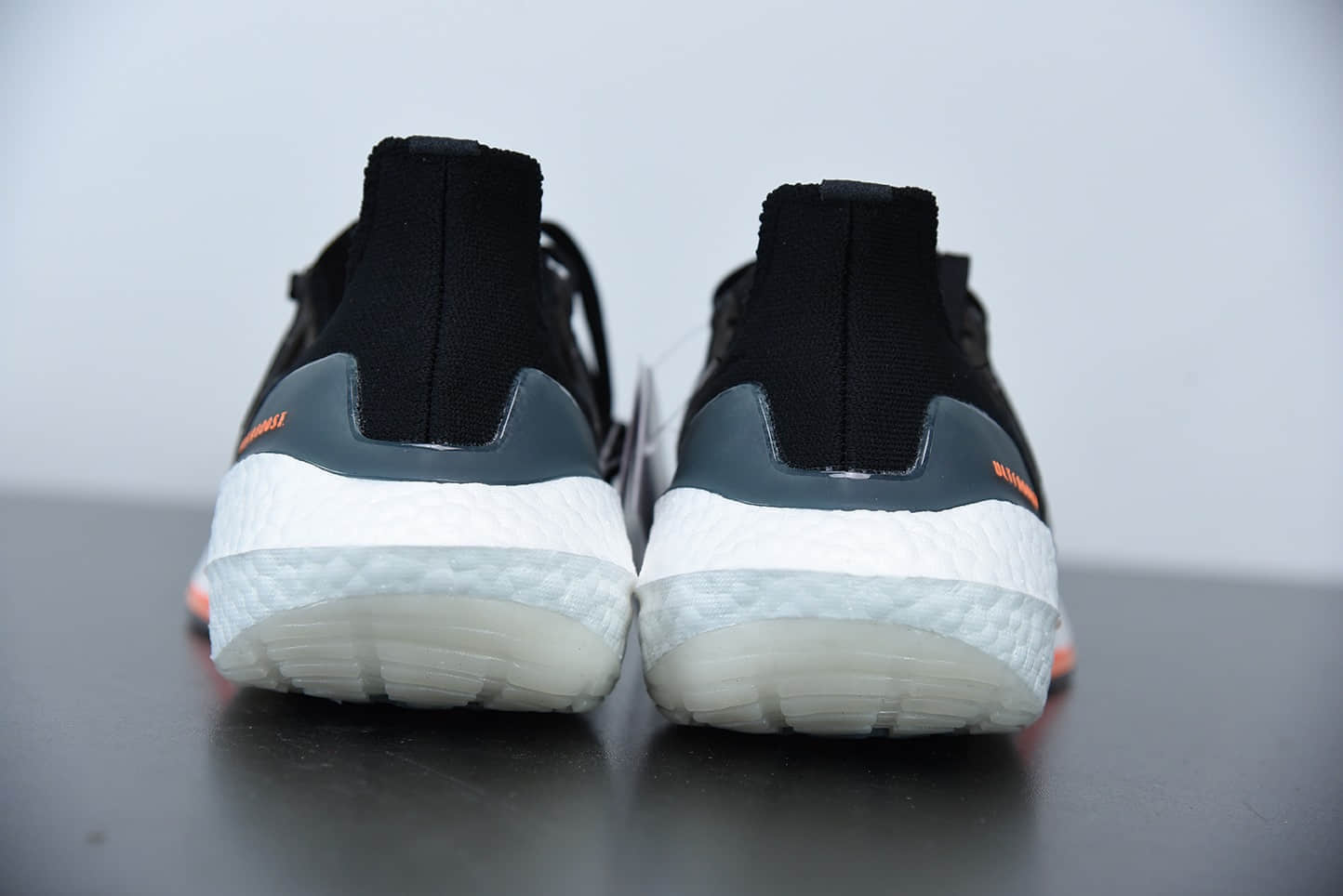 阿迪达斯 Adidas UltraBoost 21 黑灰色加厚爆米花袜套式针织鞋面休闲运动慢跑鞋纯原版本 货号:FY0389