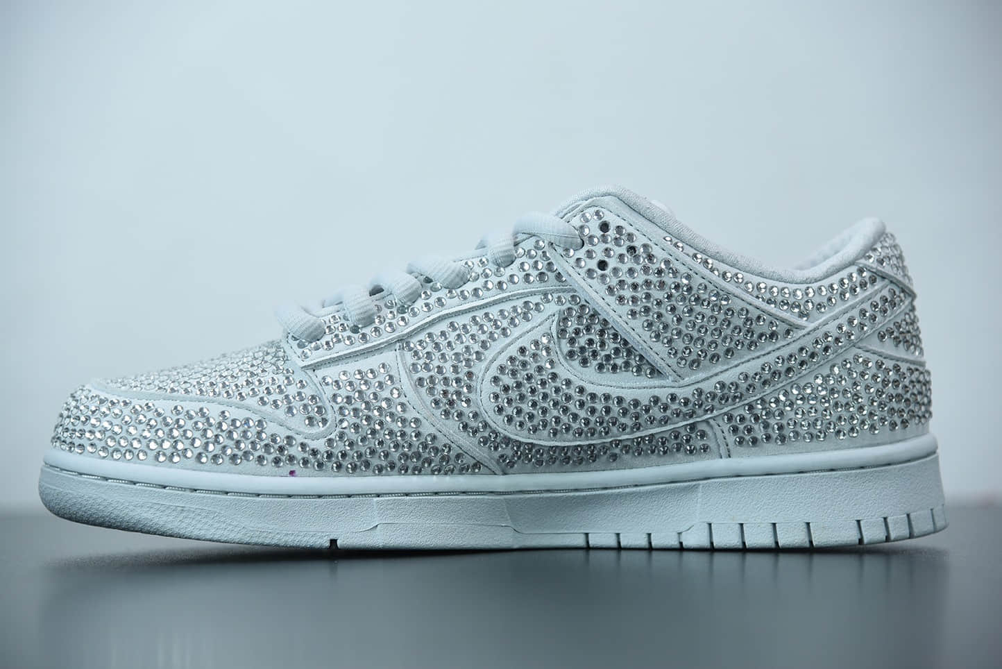 耐克Cactus Plant Flea Market x NK Dunk Low 绿色特殊款式鞋盒满钻限量款低帮运动休闲板鞋纯原版本 货号:CZ2670-001