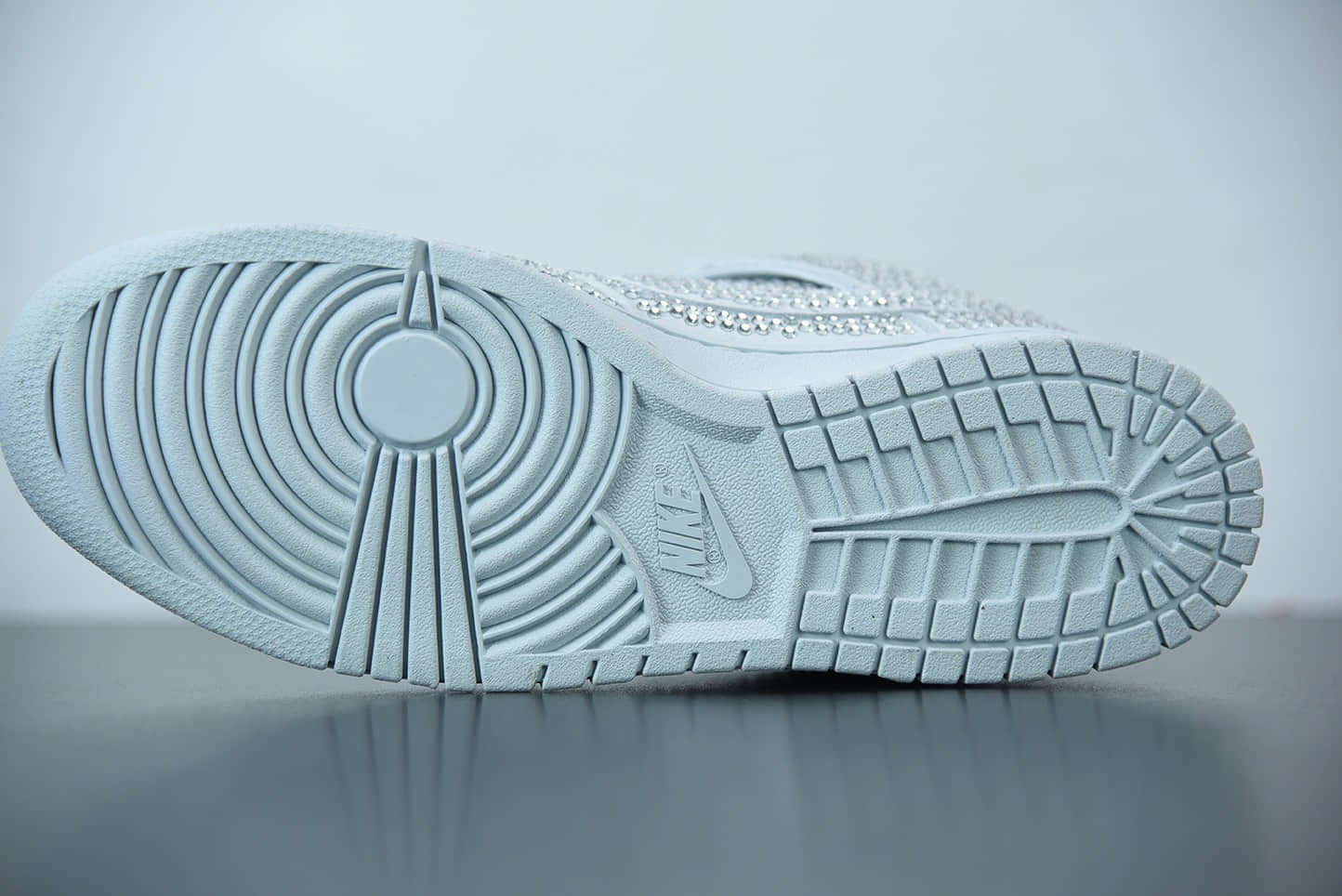 耐克Cactus Plant Flea Market x NK Dunk Low 绿色特殊款式鞋盒满钻限量款低帮运动休闲板鞋纯原版本 货号:CZ2670-001