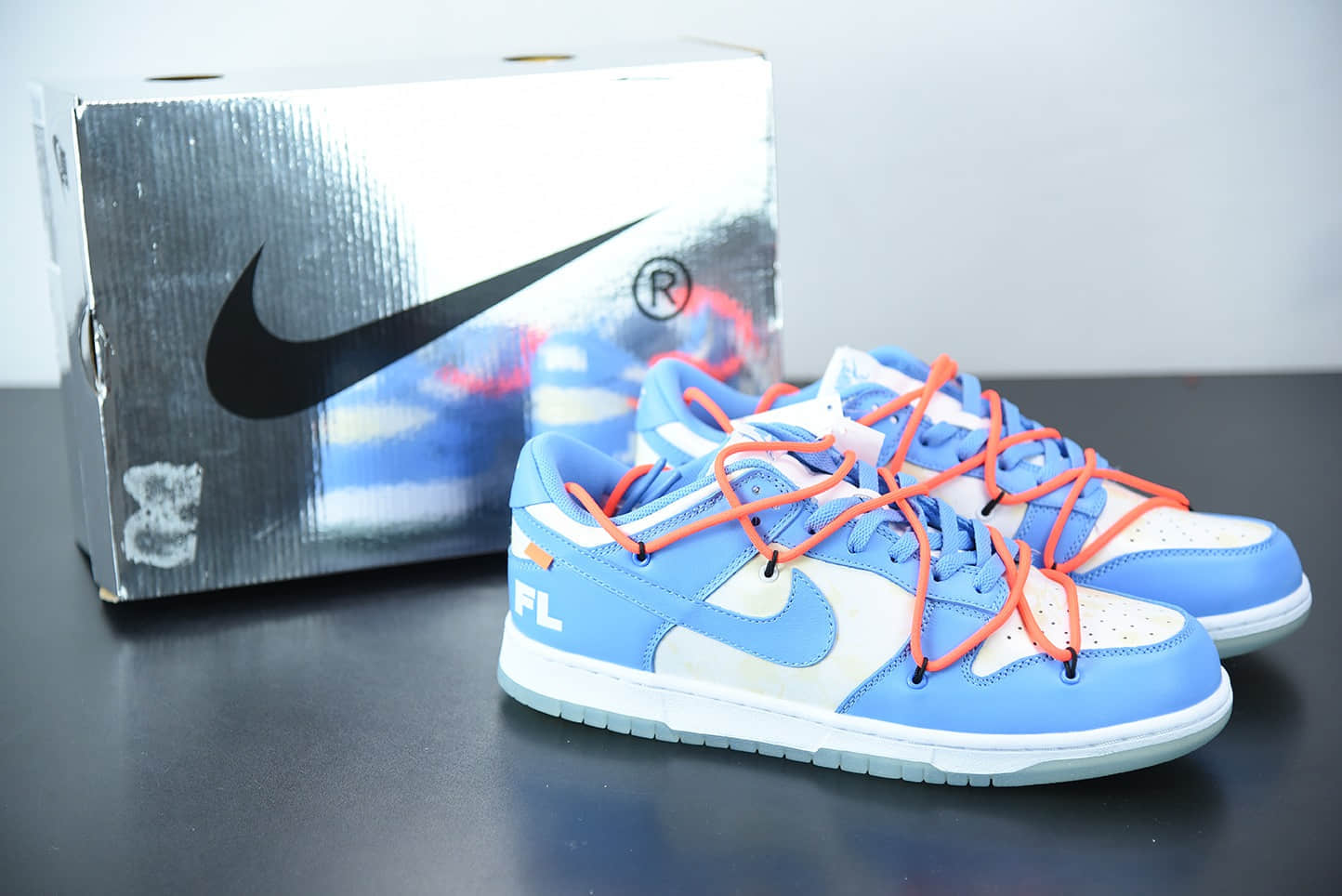 耐克Off-White x Futura x Dunk OW Coast 联名款北卡蓝配色复古滑板鞋纯原版本 货号:DD0856-403