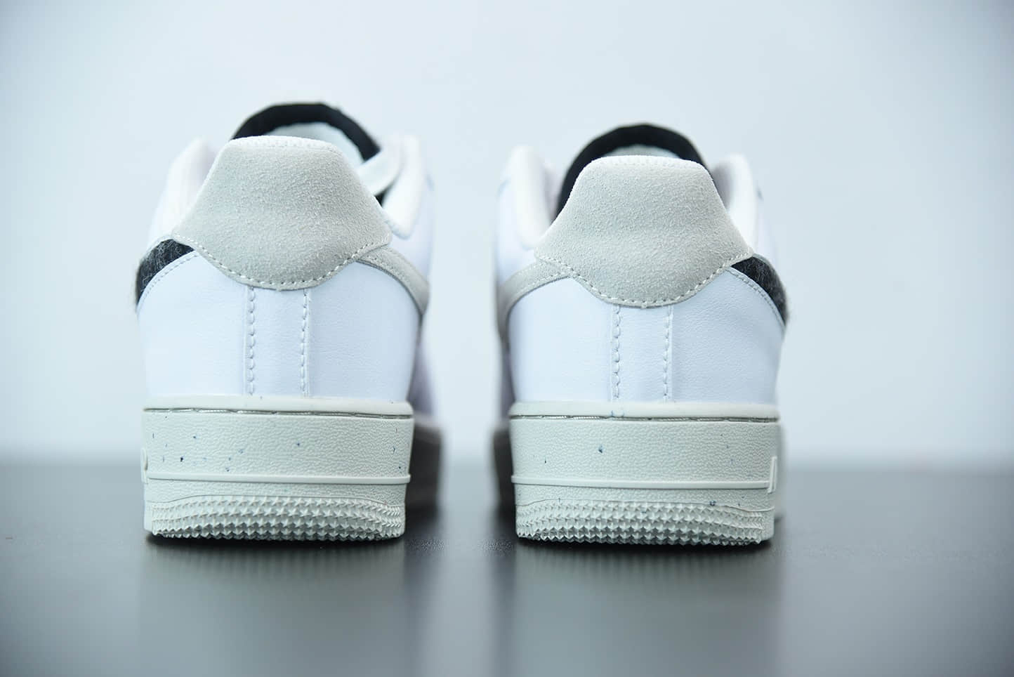 耐克 Nike Air Force 1'07 SE 空军一号白黑灰镂空勾低帮经典板鞋纯原版本 货号:DA6682-100