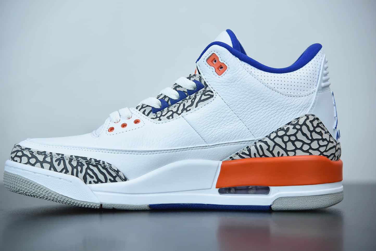 乔丹Air Jordan 3 Knicks 尼克斯白橙蓝实战篮球鞋纯原版本 货号：136064-148