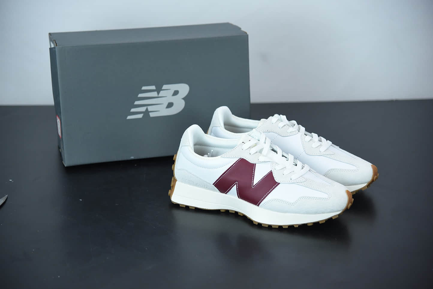 新百伦New Balance MS327系列白灰红复古休闲运动慢跑鞋纯原版本 货号:WS327KA