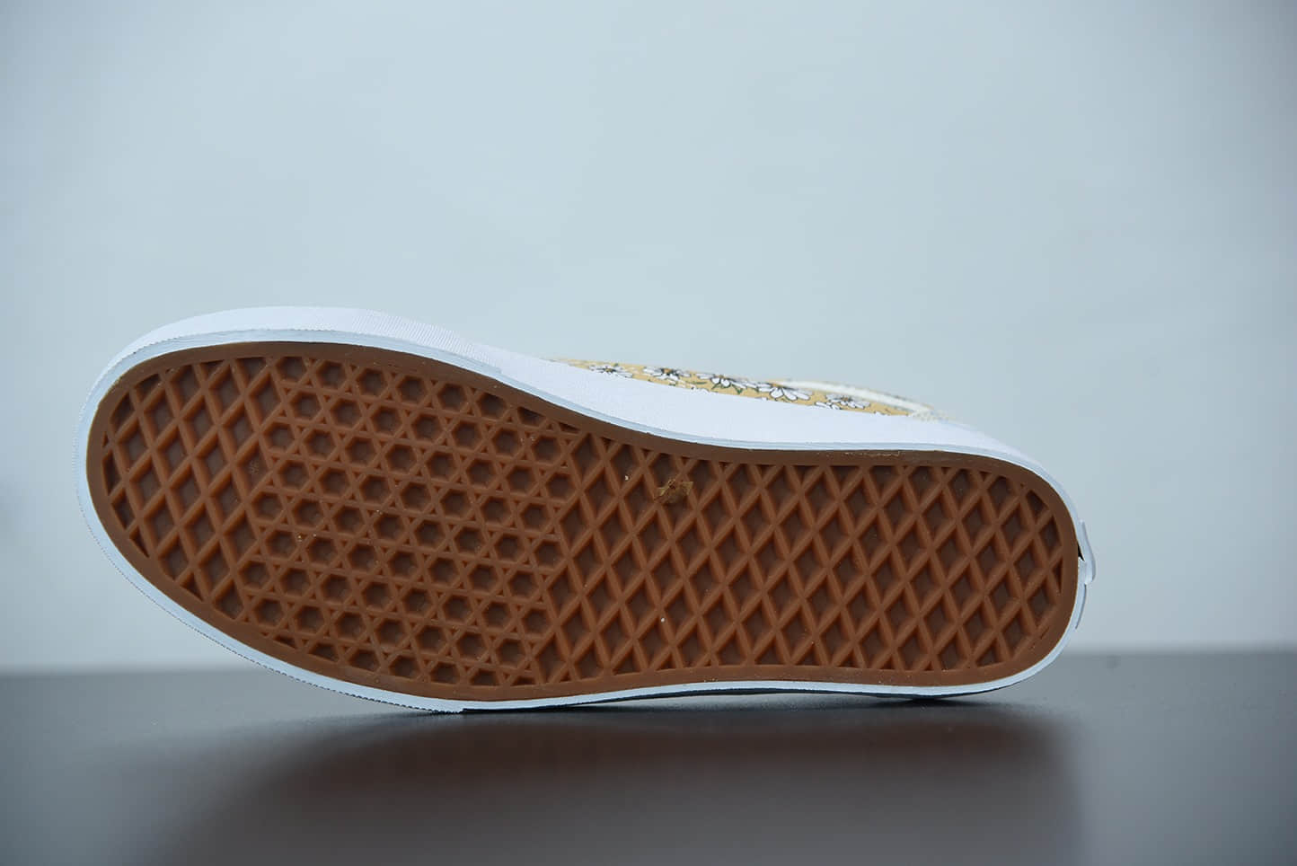 万斯VansOld Skool 拼接格纹小菊花低帮硫化休闲板鞋纯原版本 货号:VN0A7Q2J420