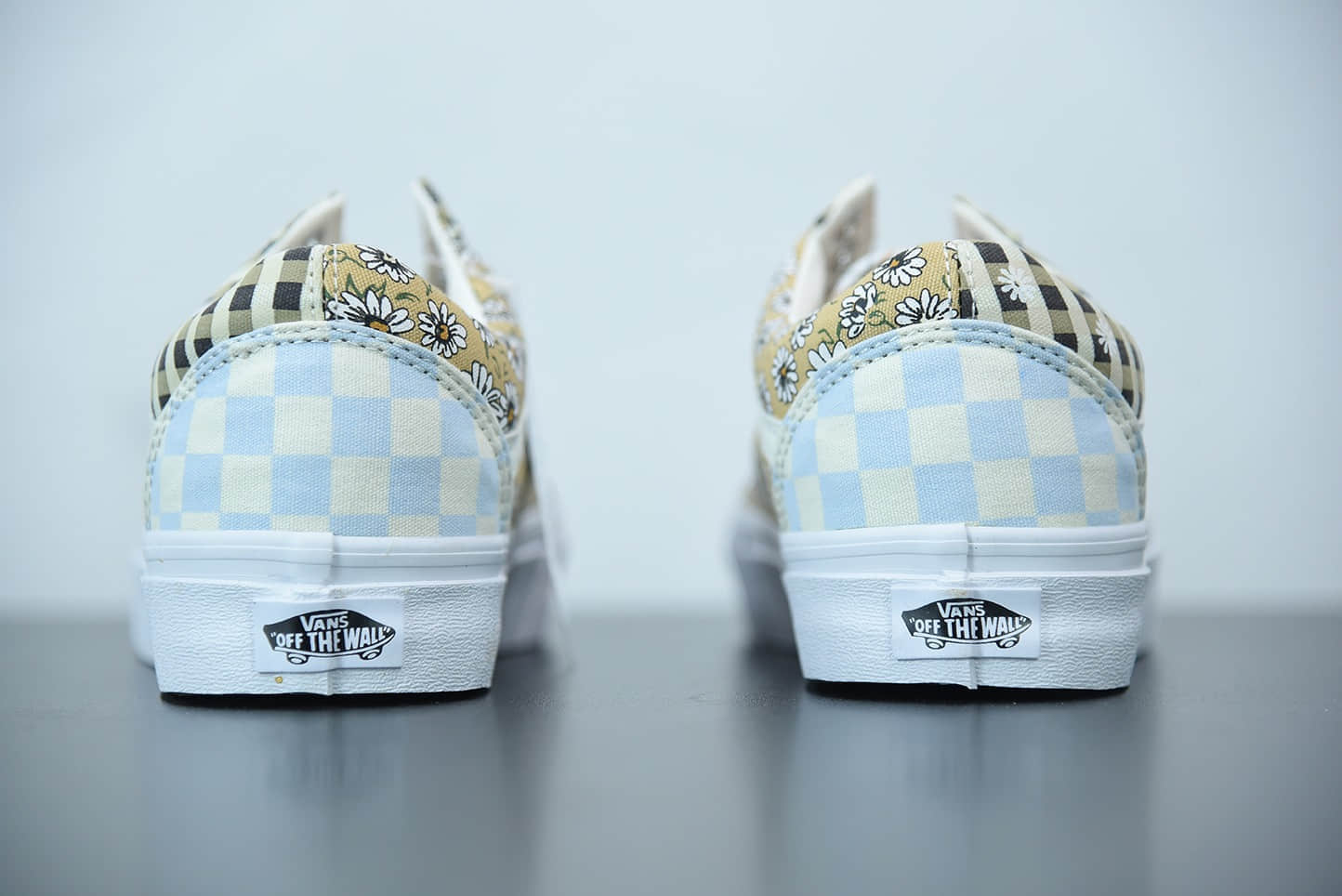 万斯VansOld Skool 拼接格纹小菊花低帮硫化休闲板鞋纯原版本 货号:VN0A7Q2J420