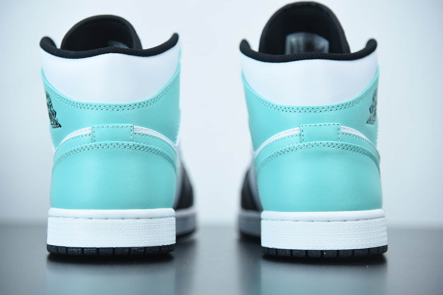 乔丹Air Jordan 1 Mid 蒂芙尼绿中帮篮球鞋纯原版本 货号: 554724-132