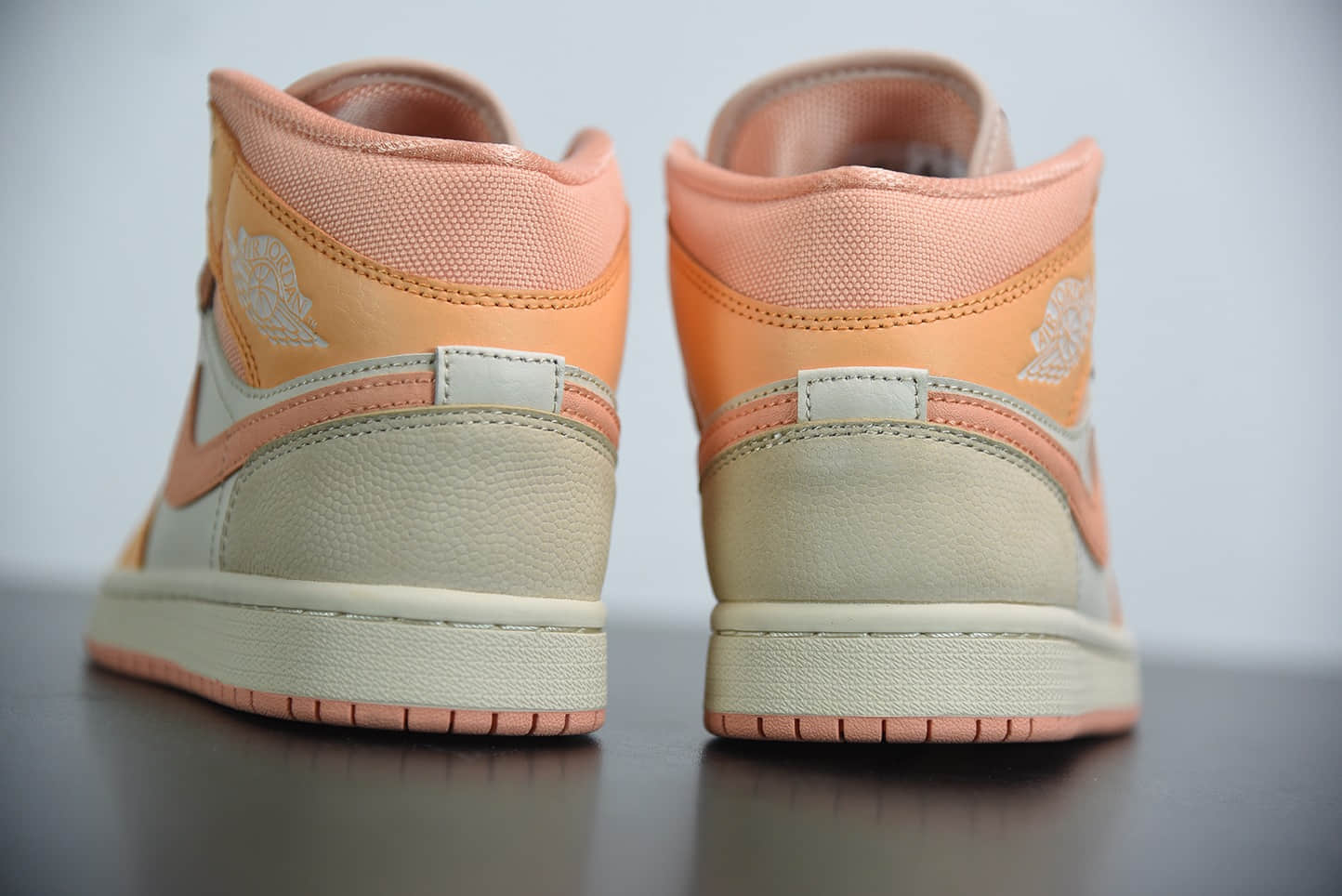 乔丹Air Jordan 1 Mid  Apricot Orange  杏橙色中帮文化篮球鞋纯原版本 货号:DH4270-800