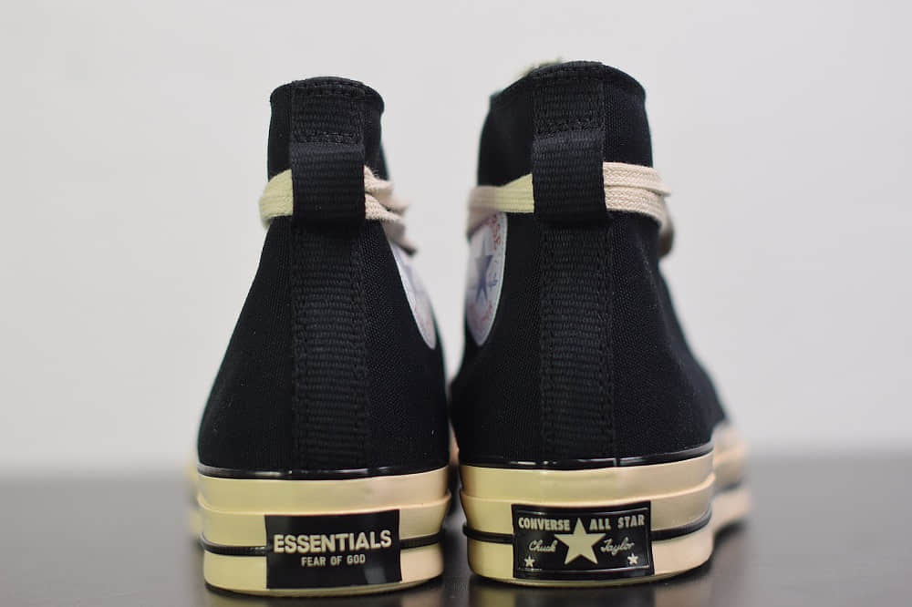 匡威Fear of God ESSENTIALS x Converse Chuck Taylor All Star 1970sGrey复刻高帮黑米白”帆布硫化板鞋“纯原版本 货号：167954C