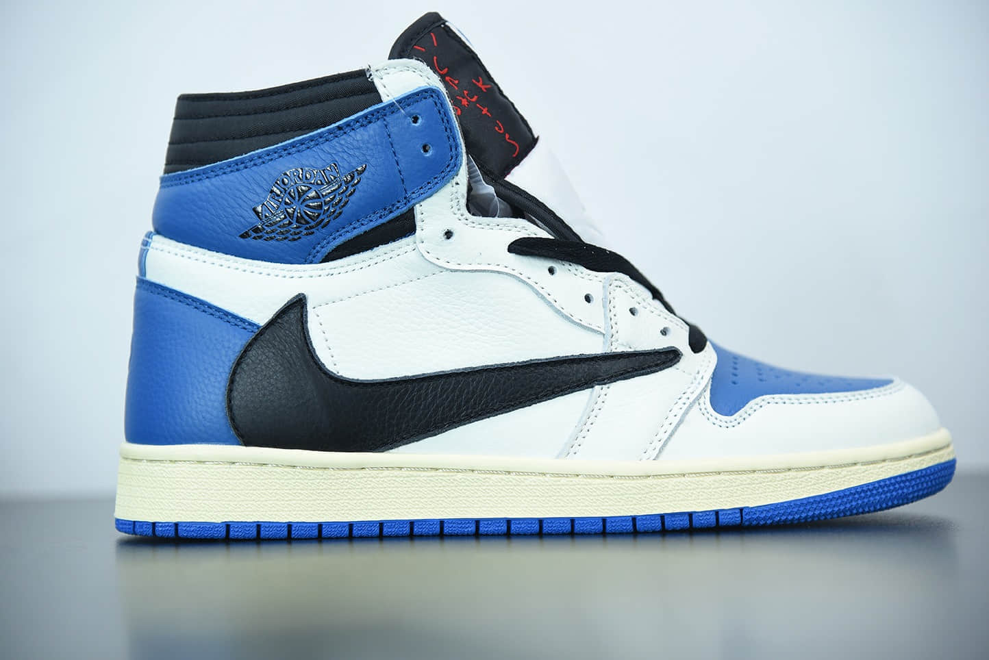 乔丹Travis Scott x Air Jordan 1 High OG 藤原浩三方联名闪电倒勾高帮板鞋纯原版本 货号: DH3227-105
