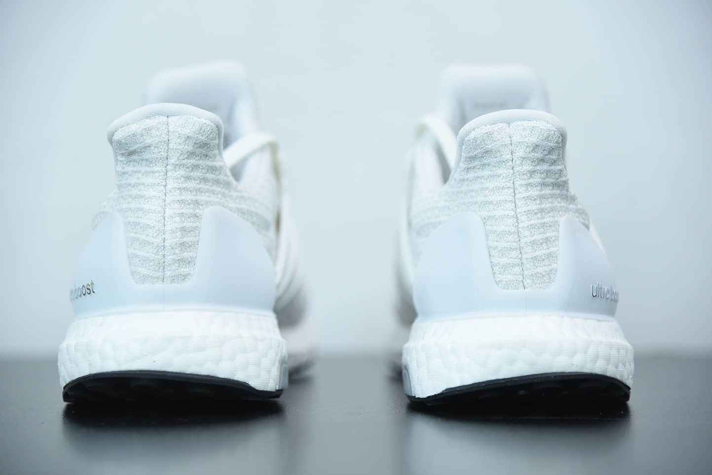 阿迪达斯 Adidas Ultra Boost 4.0 纯白全掌爆米花针织黑条纹透气跑步鞋纯原版本 货号:BB6168