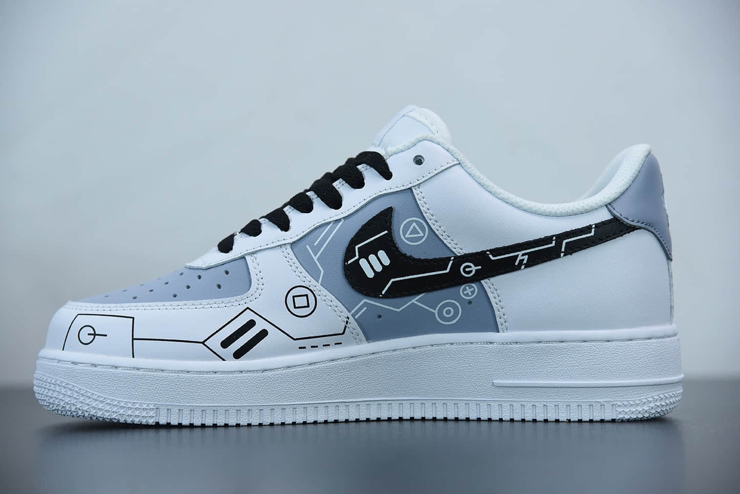 耐克Nike Air Force 1 Low’07 PS5电玩主题黑白灰空军一号低帮休闲板鞋纯原版本 货号:CW2288-111