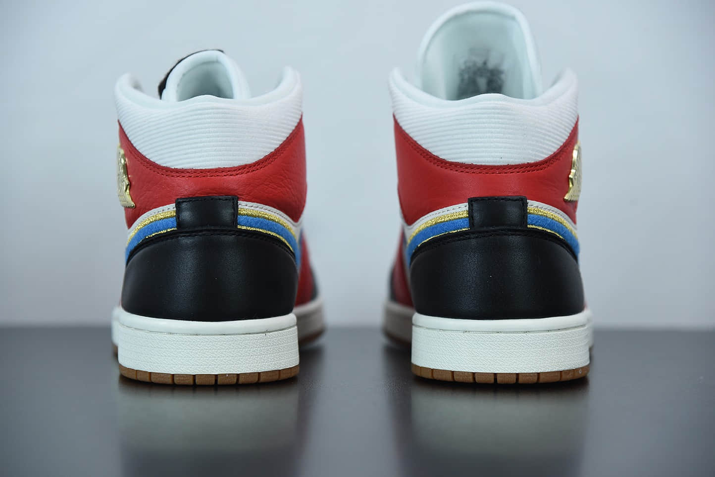 乔丹Air Jordan 1 Mid 黑白红灯芯绒蓝勾中帮休闲板鞋纯原版本 货号:DC1426-100