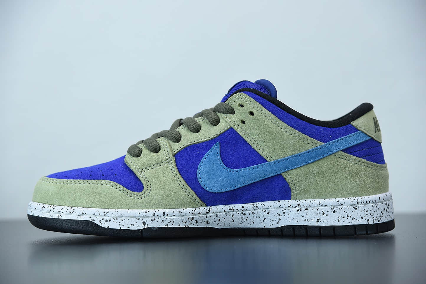 耐克Nike SB Dunk Low “Celadon青瓷配色低帮滑板鞋纯原版本 货号:BQ6817-301