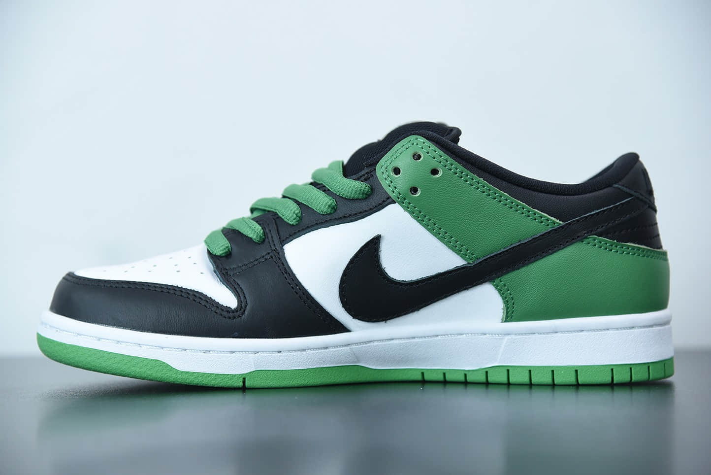 耐克Nike SB Dunk Low Classic Green黑白绿脚趾扣篮系列低帮休闲运动滑板板鞋纯原版本 货号:BQ6817-302