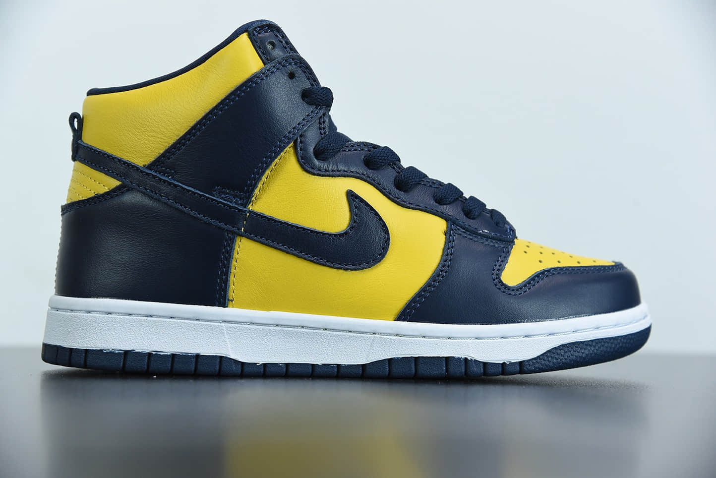 耐克Nike SB Dunk High ProMichigan扣篮系列高帮“密歇根2020年复刻鞋纯原版本 货号：CZ8149-700