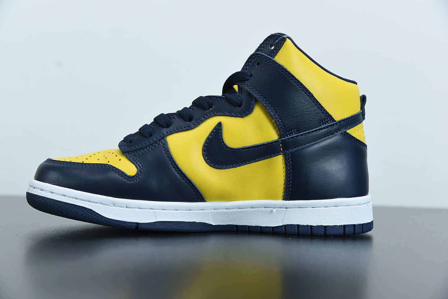耐克Nike SB Dunk High ProMichigan扣篮系列高帮“密歇根2020年复刻鞋纯原版本 货号：CZ8149-700