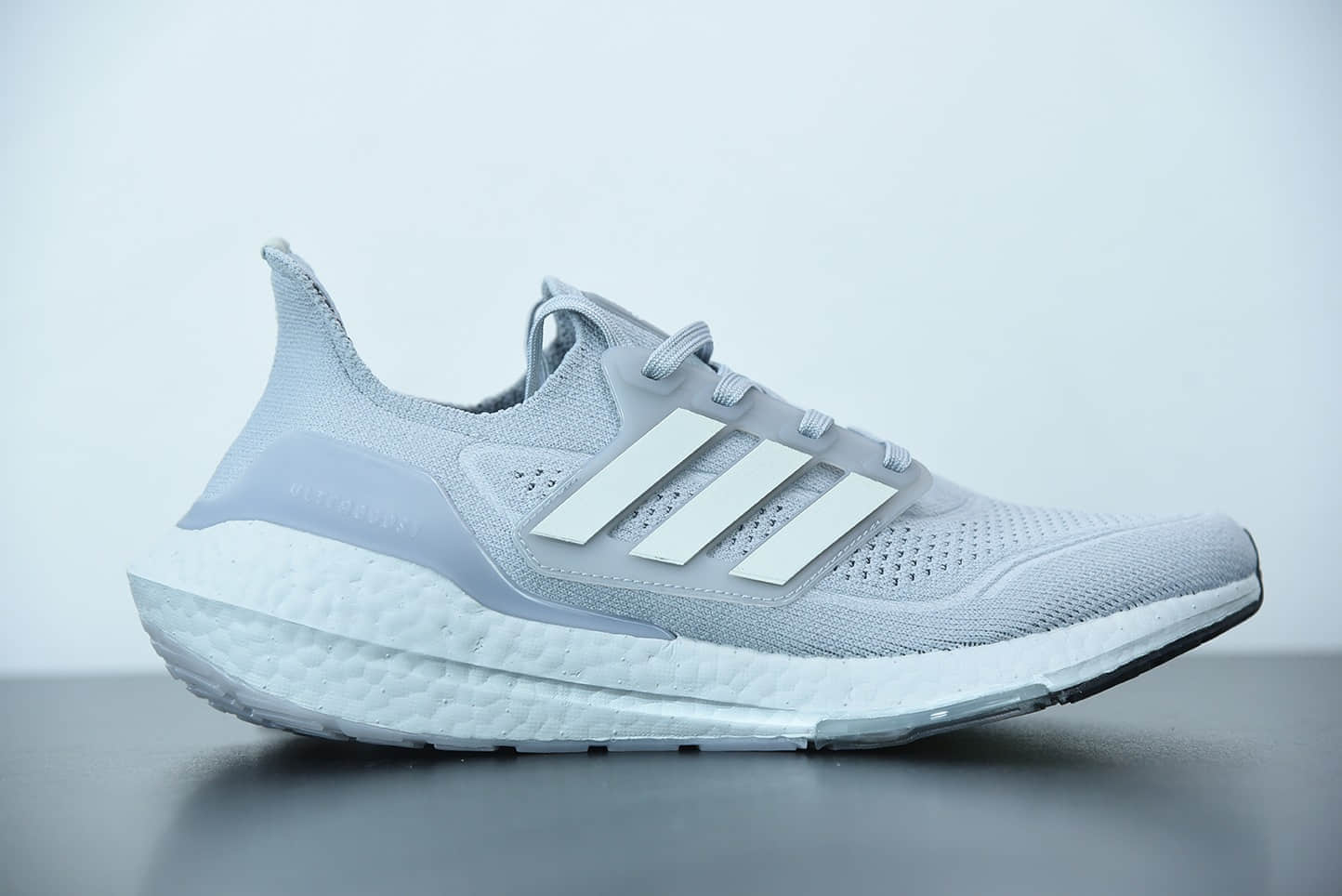 阿迪达斯 Adidas ultra boost 2021系列浅灰配色袜套式针织鞋面休闲运动慢跑鞋纯原版本 货号:FY0432