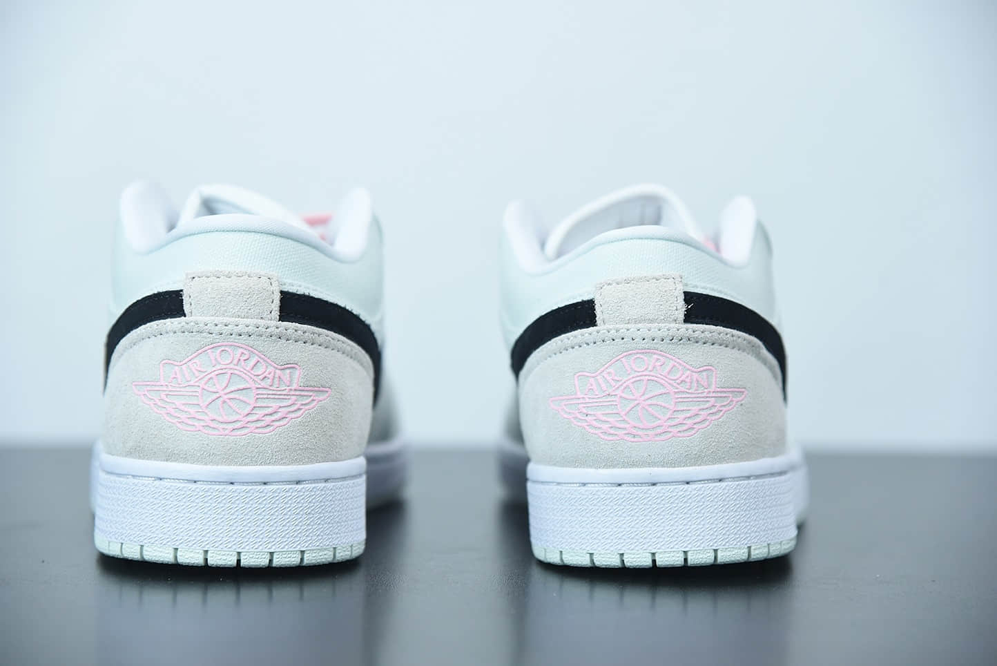 乔丹Air Jordan 1 Low SE Barely Green 蒂芙尼绿樱花粉低帮休闲板鞋纯原版本 货号:CZ0776-300