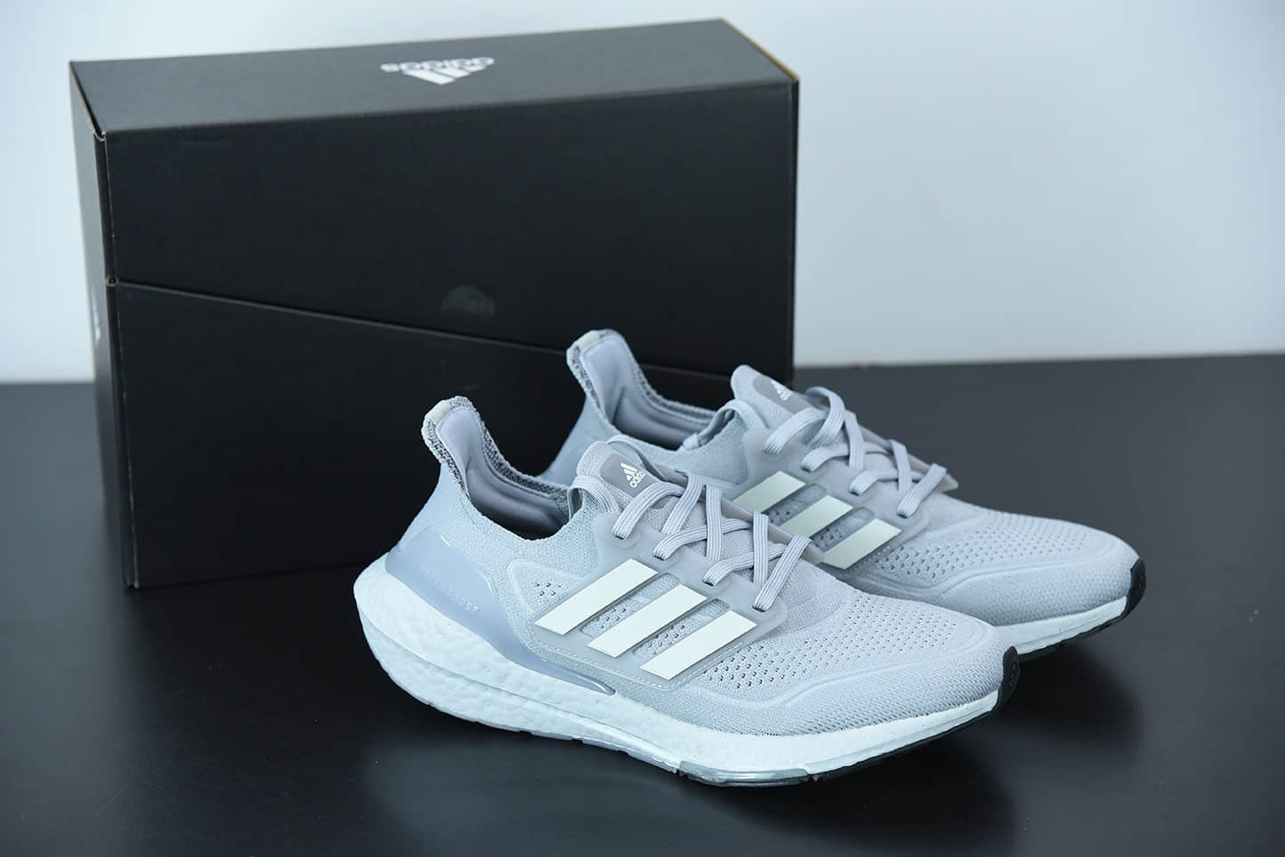 阿迪达斯 Adidas ultra boost 2021系列浅灰配色袜套式针织鞋面休闲运动慢跑鞋纯原版本 货号:FY0432