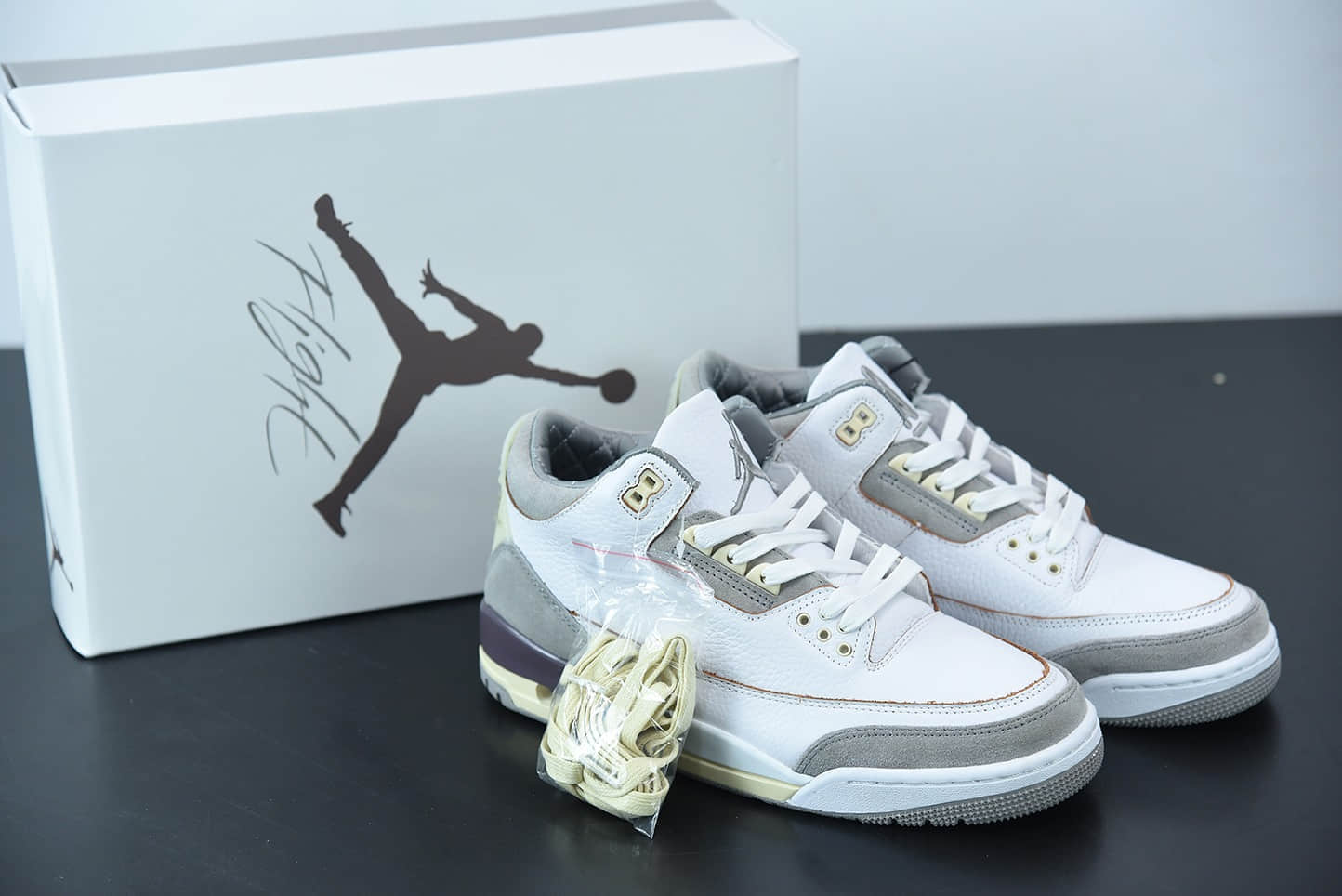 乔丹Air Jordan 3 x A Ma Maniere米白灰做旧氧化限量联名篮球鞋纯原版本 货号:DH3434-110