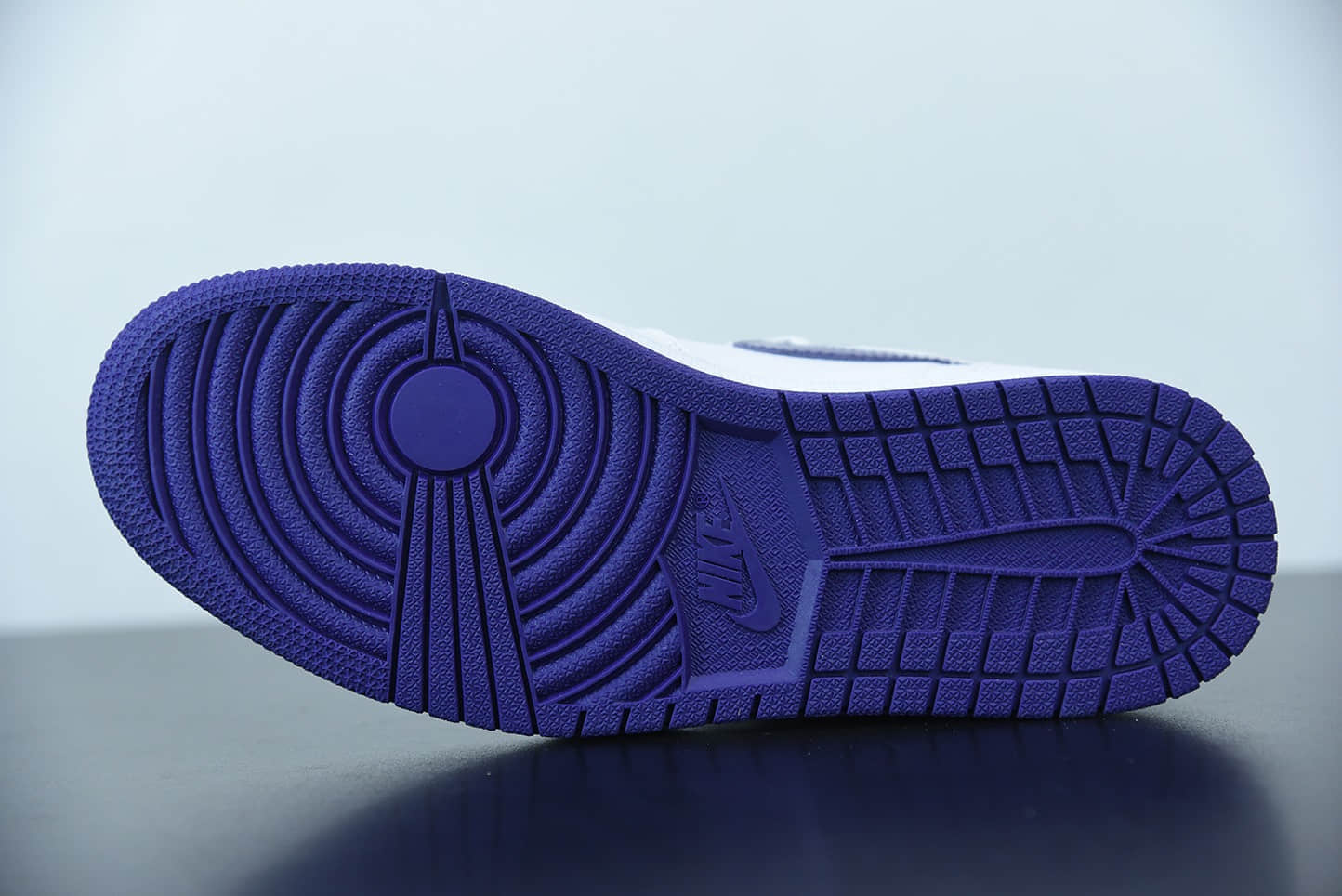 乔丹Air Jordan 1 Retro High “Court Purple” 高帮元年白紫篮球鞋纯原版本 货号:CD0461-151